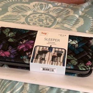 Cosmetic brush holder